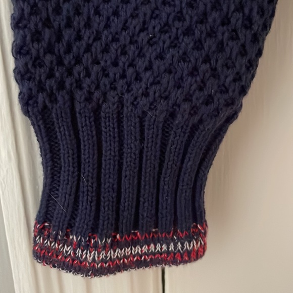 FANG Crop Top Sweater - Picture 5 of 6